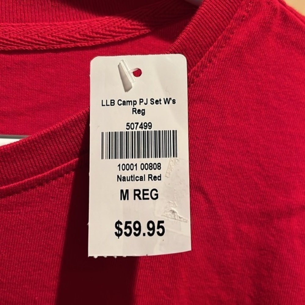 L.L. Bean Long Sleeved Winter Themed T Shirt M - Picture 3 of 7